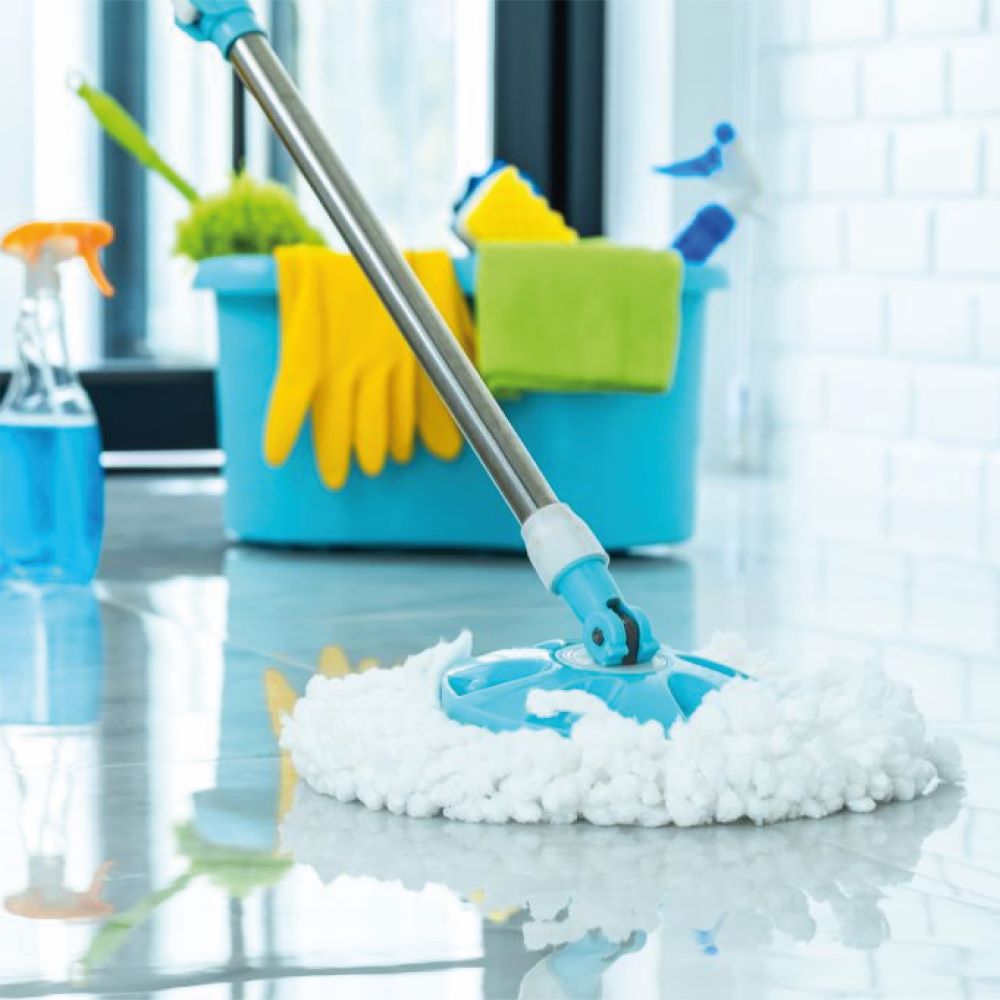 منظفات الأرضيات والأسطح